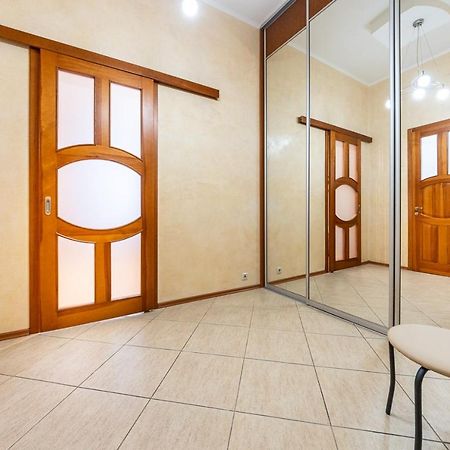 Apartments On Besarabka Киев Екстериор снимка