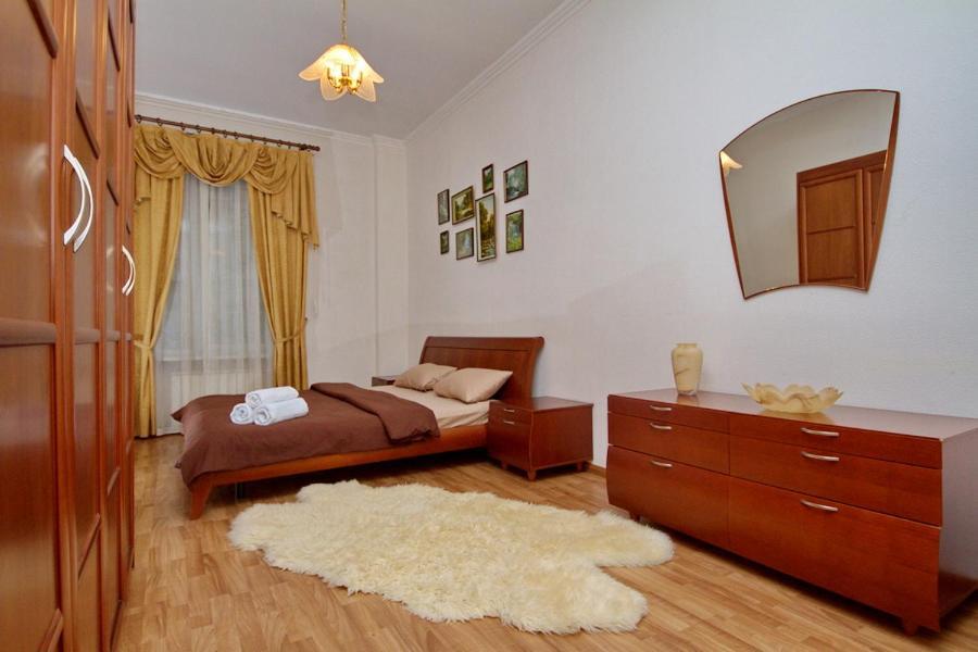 Apartments On Besarabka Киев Екстериор снимка