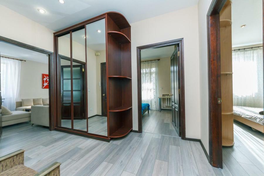 Apartments On Besarabka Киев Екстериор снимка