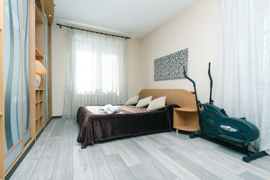 Apartments On Besarabka Киев Екстериор снимка